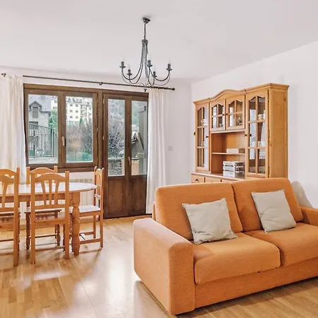 Apartment Carlina By Cardi Escarrilla