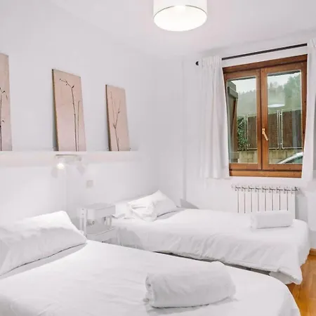 Carlina By Cardi Apartment Escarrilla