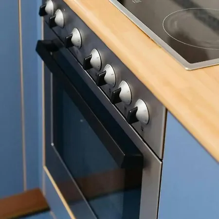 Apartment Carlina By Cardi Escarrilla